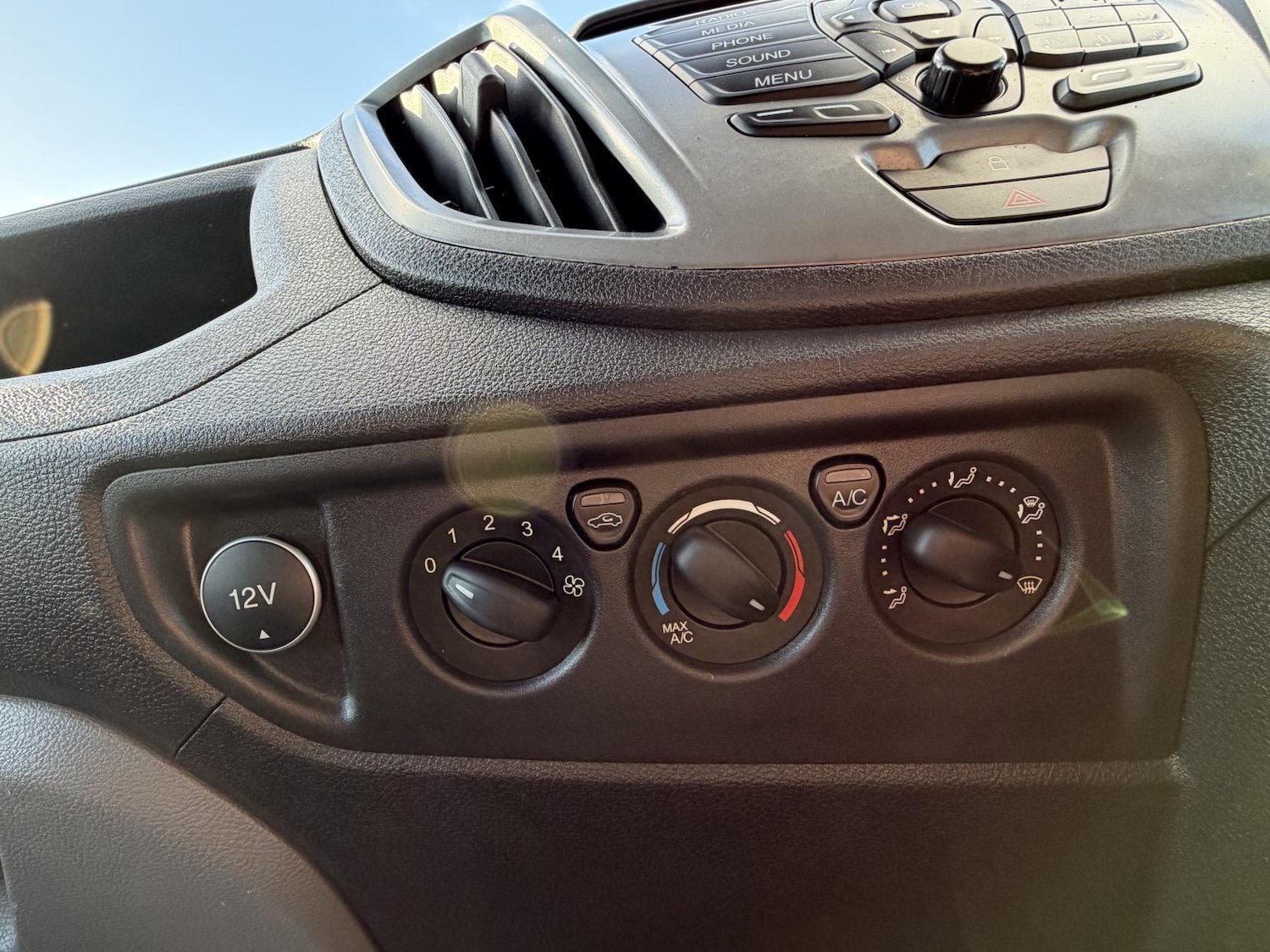 Used Ford Transit 2018 for sale - 76758993: Photo 15