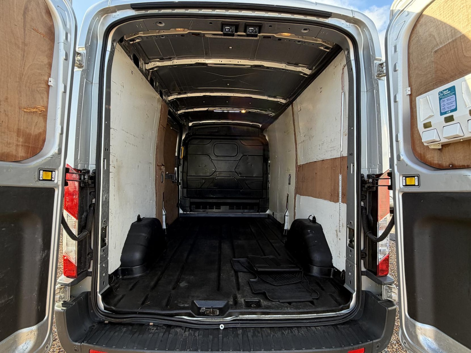 Used Ford Transit 2018 for sale - 76758993: Photo 20