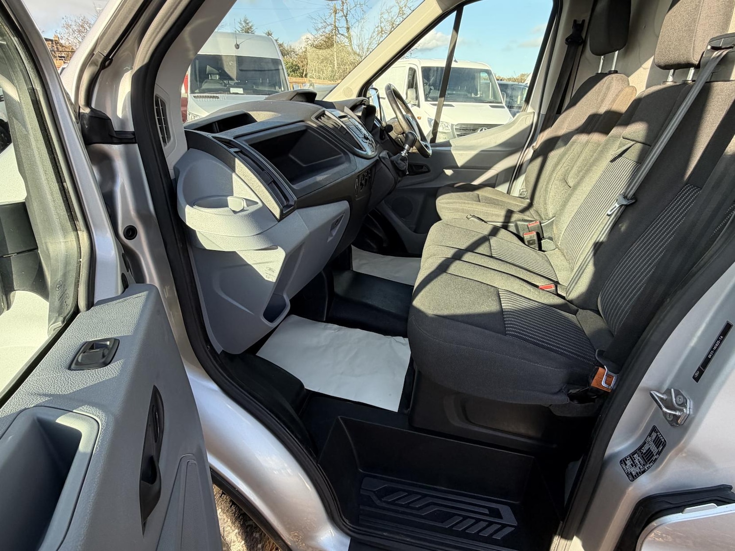 Used Ford Transit 2018 for sale - 76758993: Photo 23
