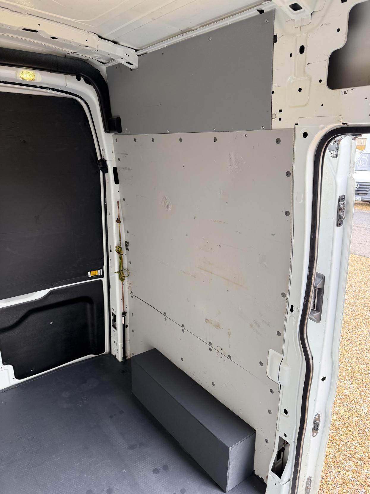 Used Ford Transit 2016 for sale - 77584949: Photo 37