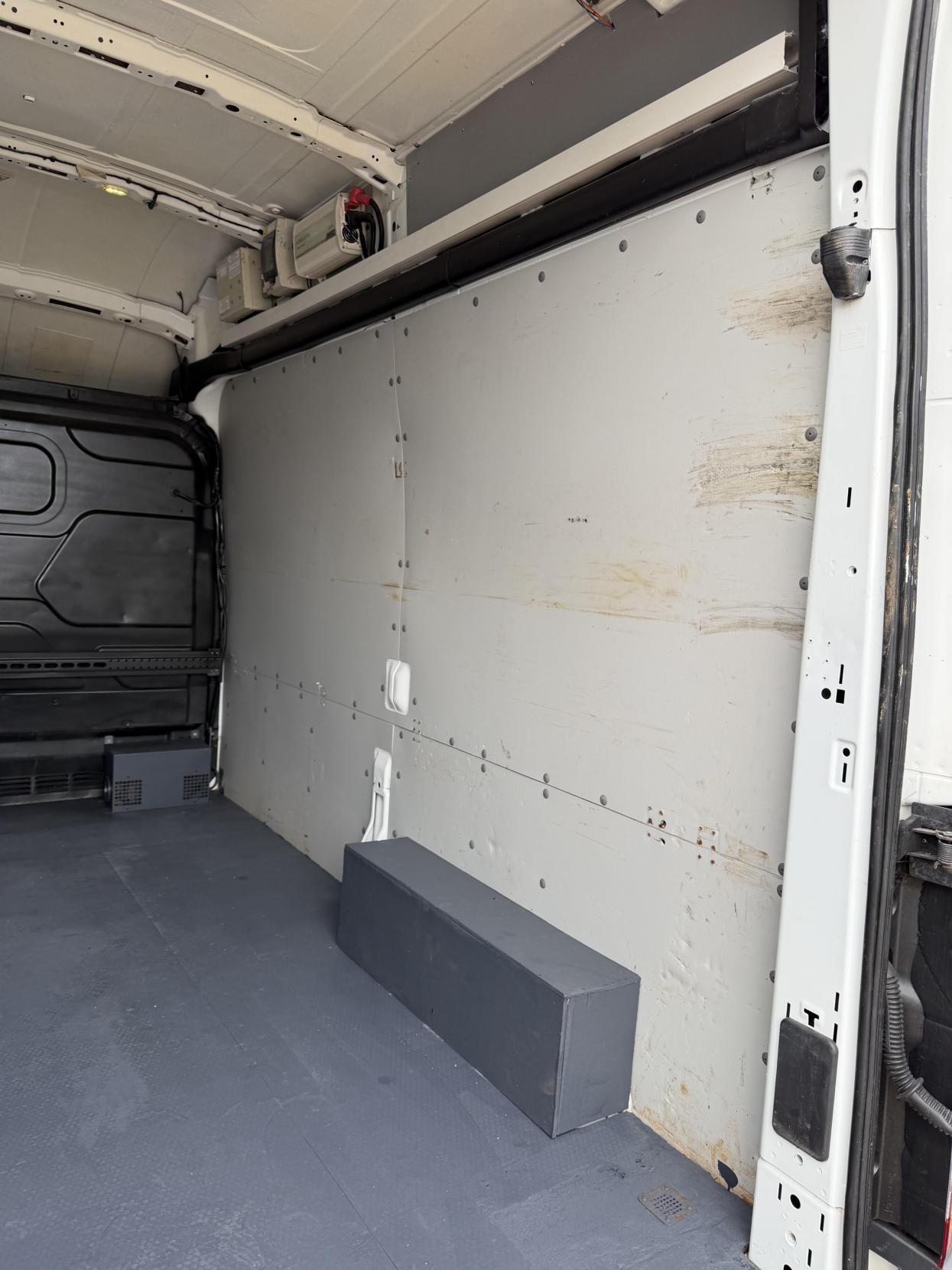 Used Ford Transit 2016 for sale - 77584949: Photo 41