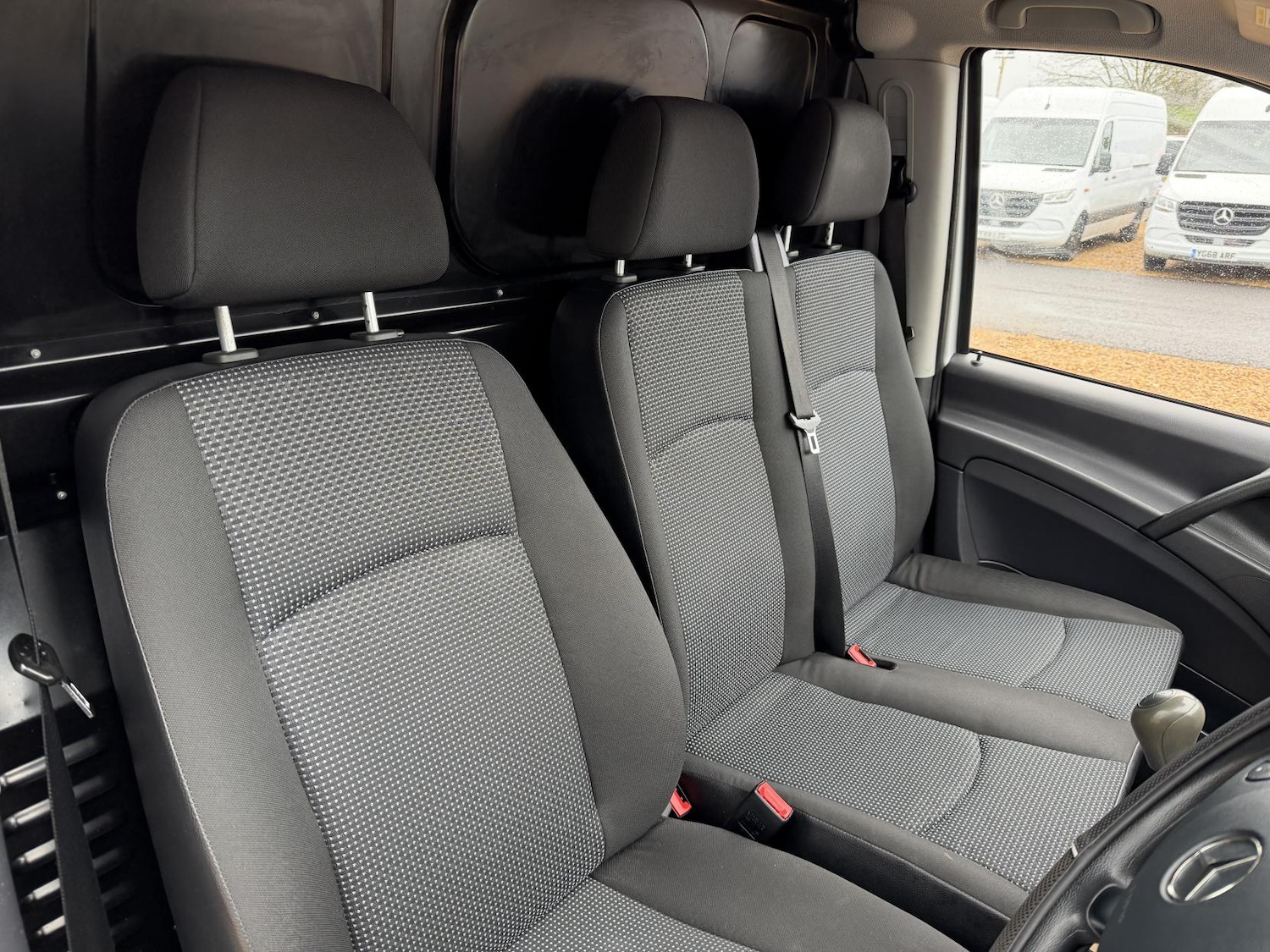 Used Mercedes-Benz Vito 2011 for sale - 76557332: Photo 13