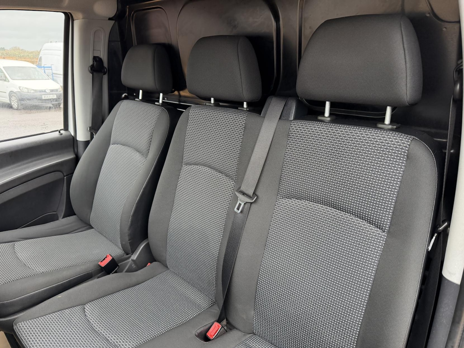 Used Mercedes-Benz Vito 2011 for sale - 76557332: Photo 16