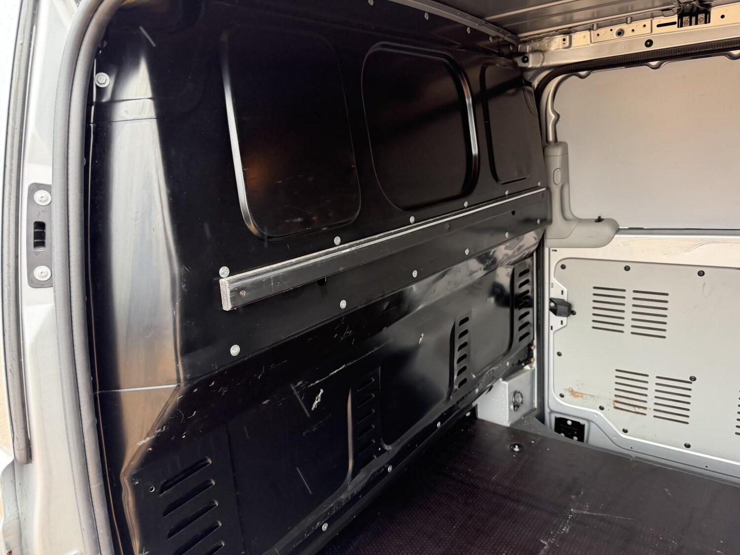 Used Mercedes-Benz Vito 2011 for sale - 76557332: Photo 29