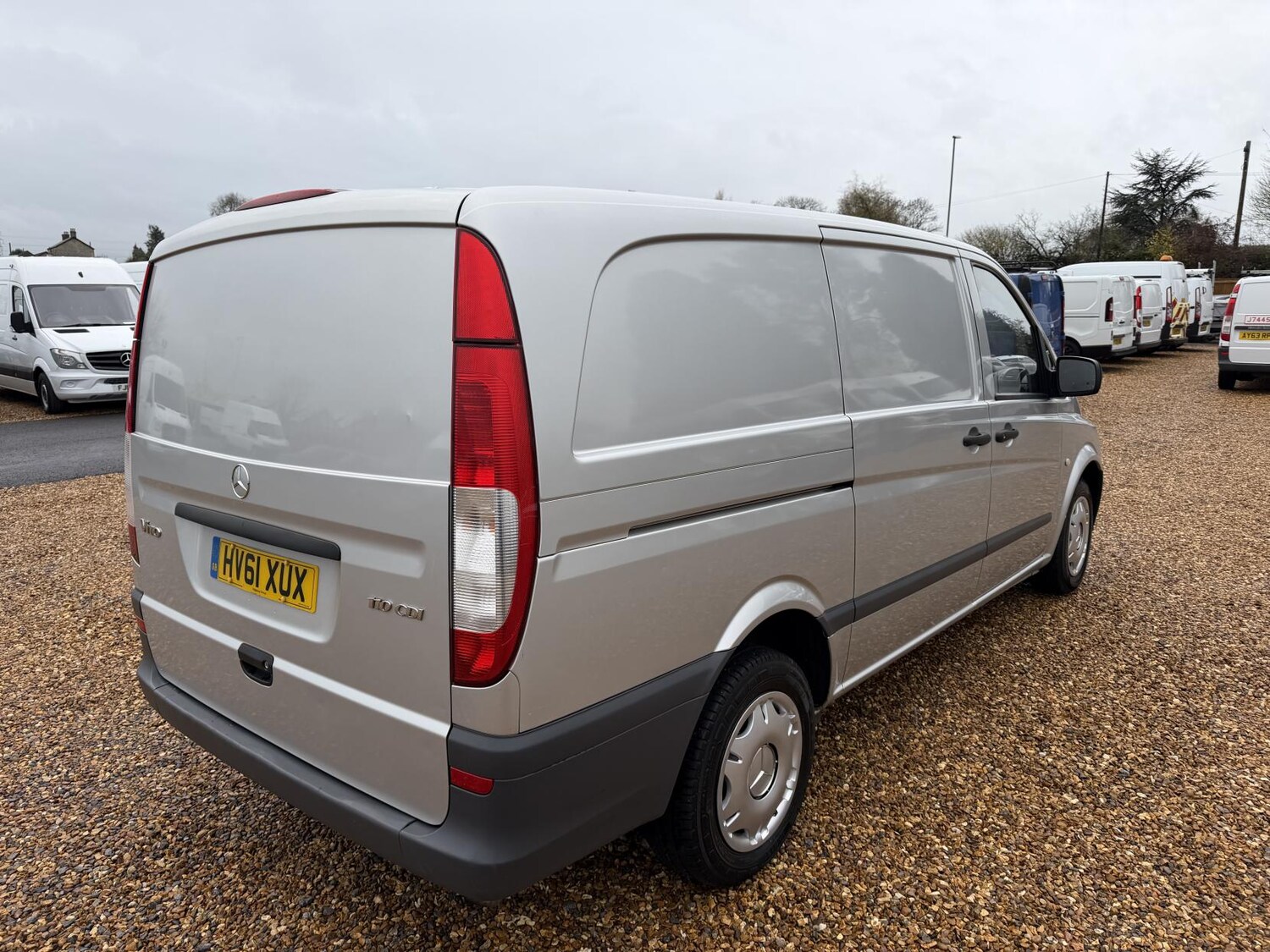 Used Mercedes-Benz Vito 2011 for sale - 76557332: Photo 9