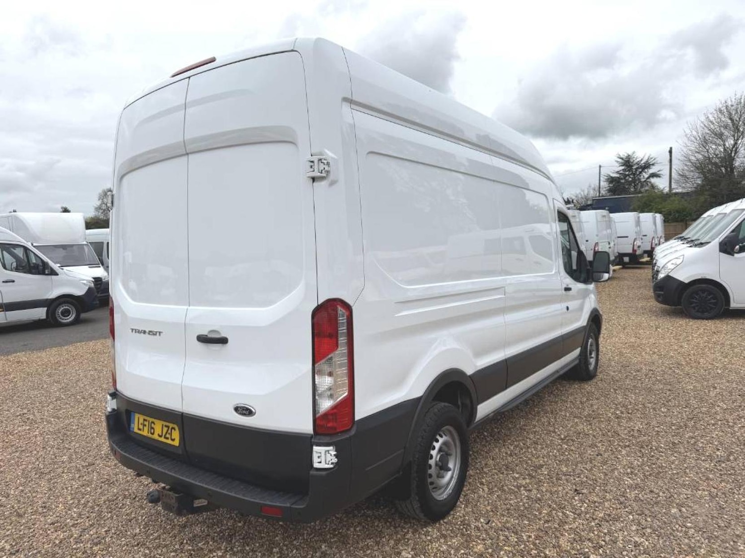 Used Ford Transit 2016 for sale - 78112776: Photo 11