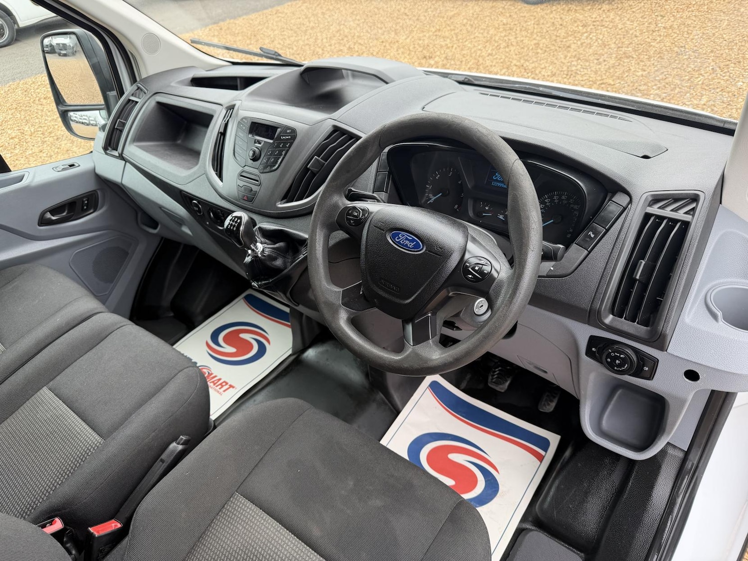 Used Ford Transit 2016 for sale - 78112776: Photo 2