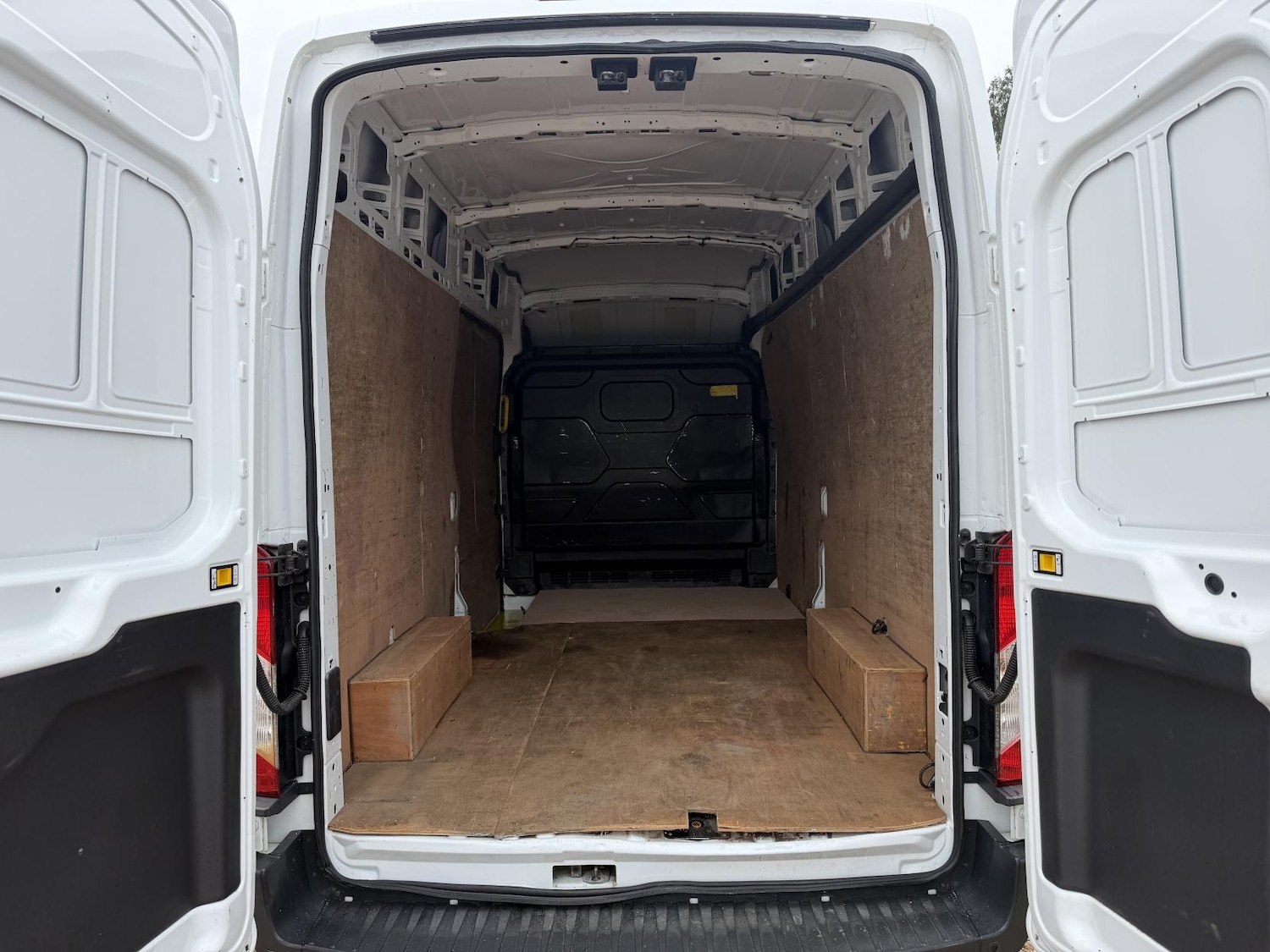 Used Ford Transit 2016 for sale - 78112776: Photo 3