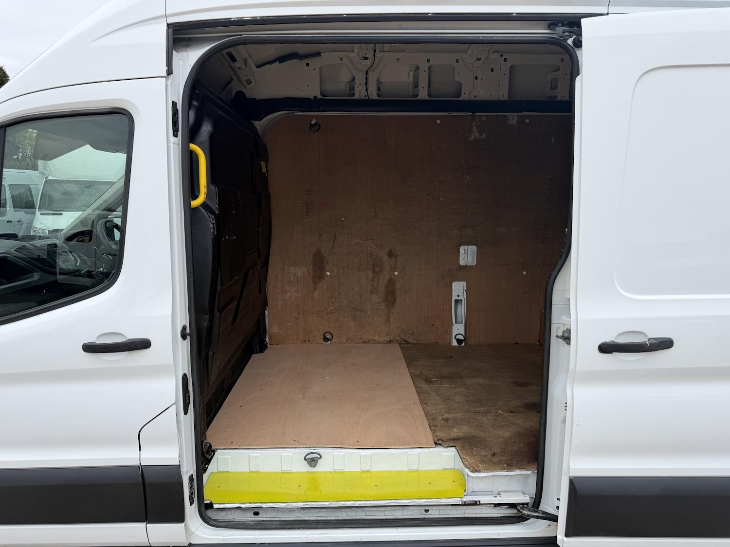 Used Ford Transit 2016 for sale - 78112776: Photo 32