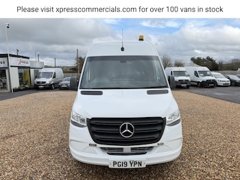 Used Mercedes-Benz Sprinter 2019 for sale - 77409917: Photo