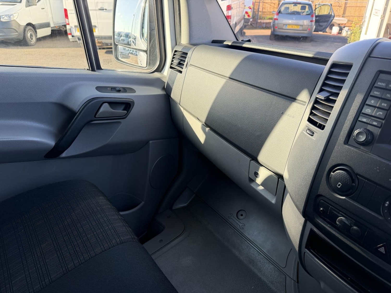 Used Mercedes-Benz Sprinter 2014 for sale - 77725409: Photo 29