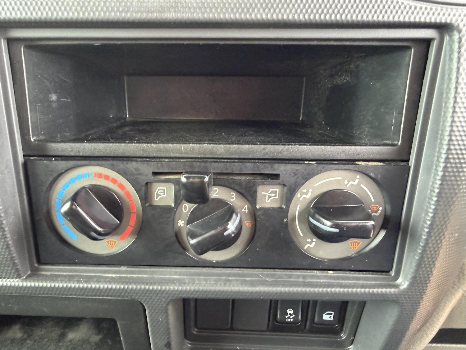 Used Nissan Cabstar 2016 for sale - 77536389: Photo 21