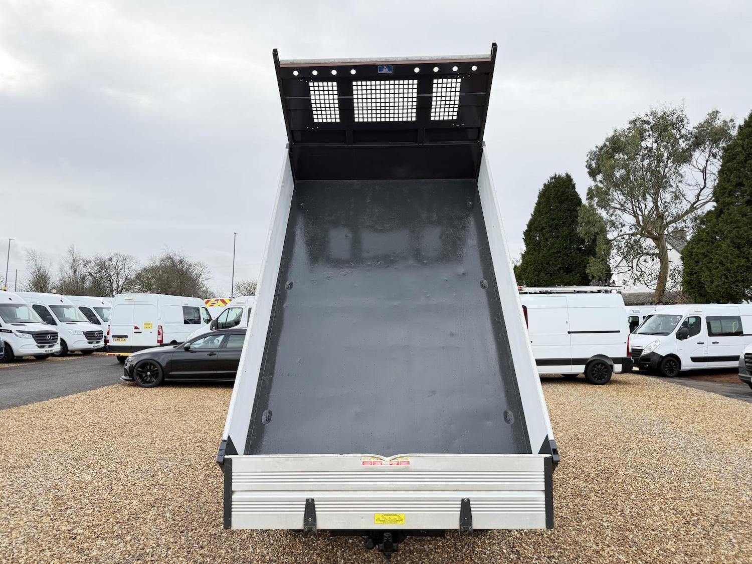 Used Nissan Cabstar 2016 for sale - 77536389: Photo 43