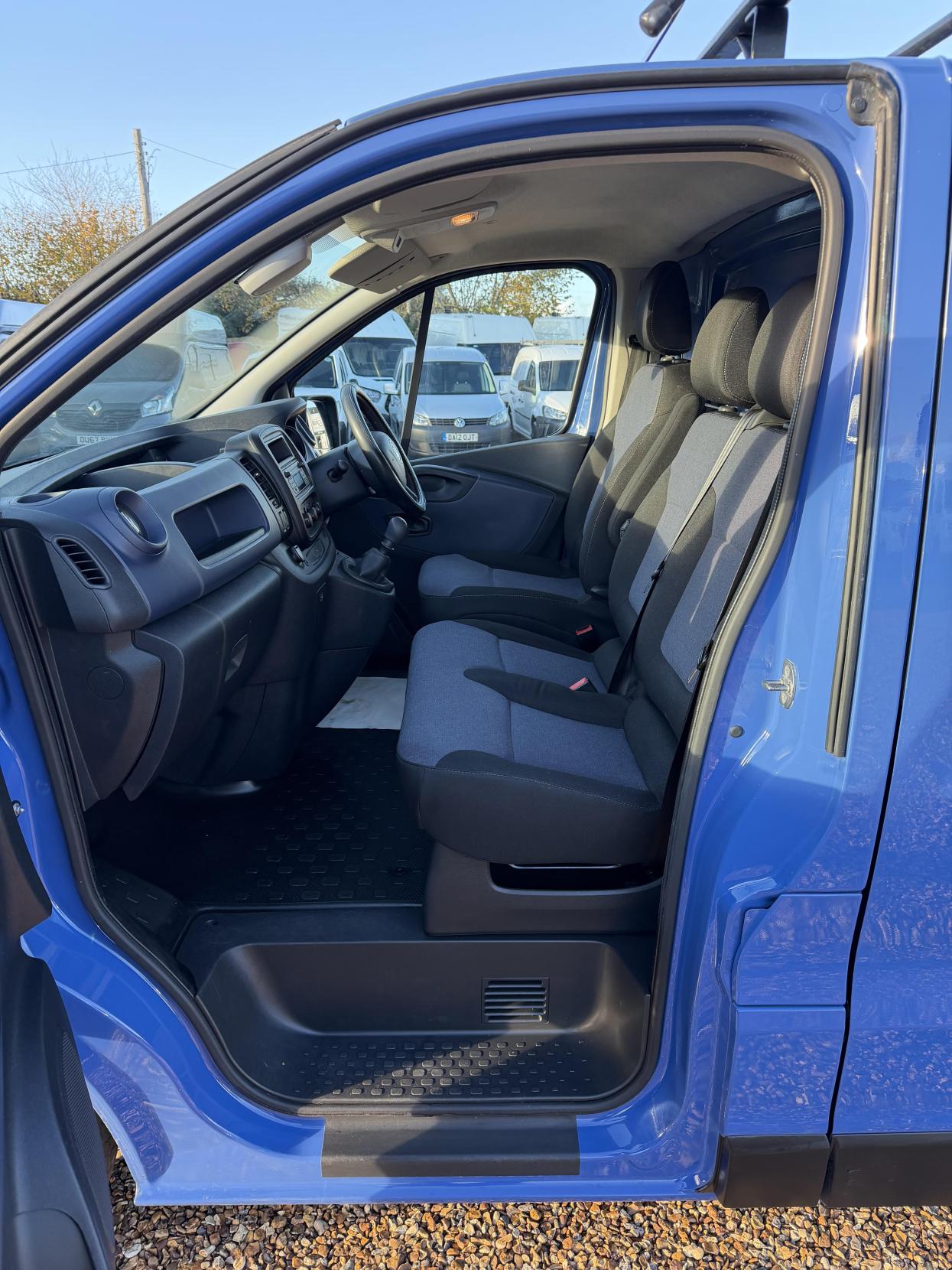 Used Vauxhall Vivaro 2014 for sale - 76521262: Photo 18