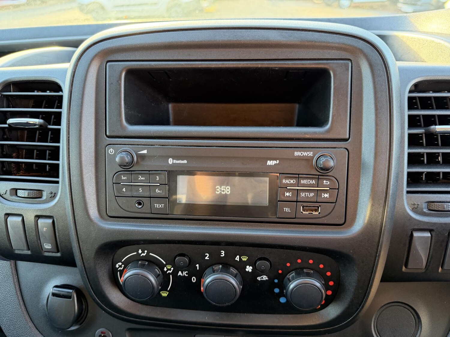 Used Vauxhall Vivaro 2014 for sale - 76521262: Photo 23