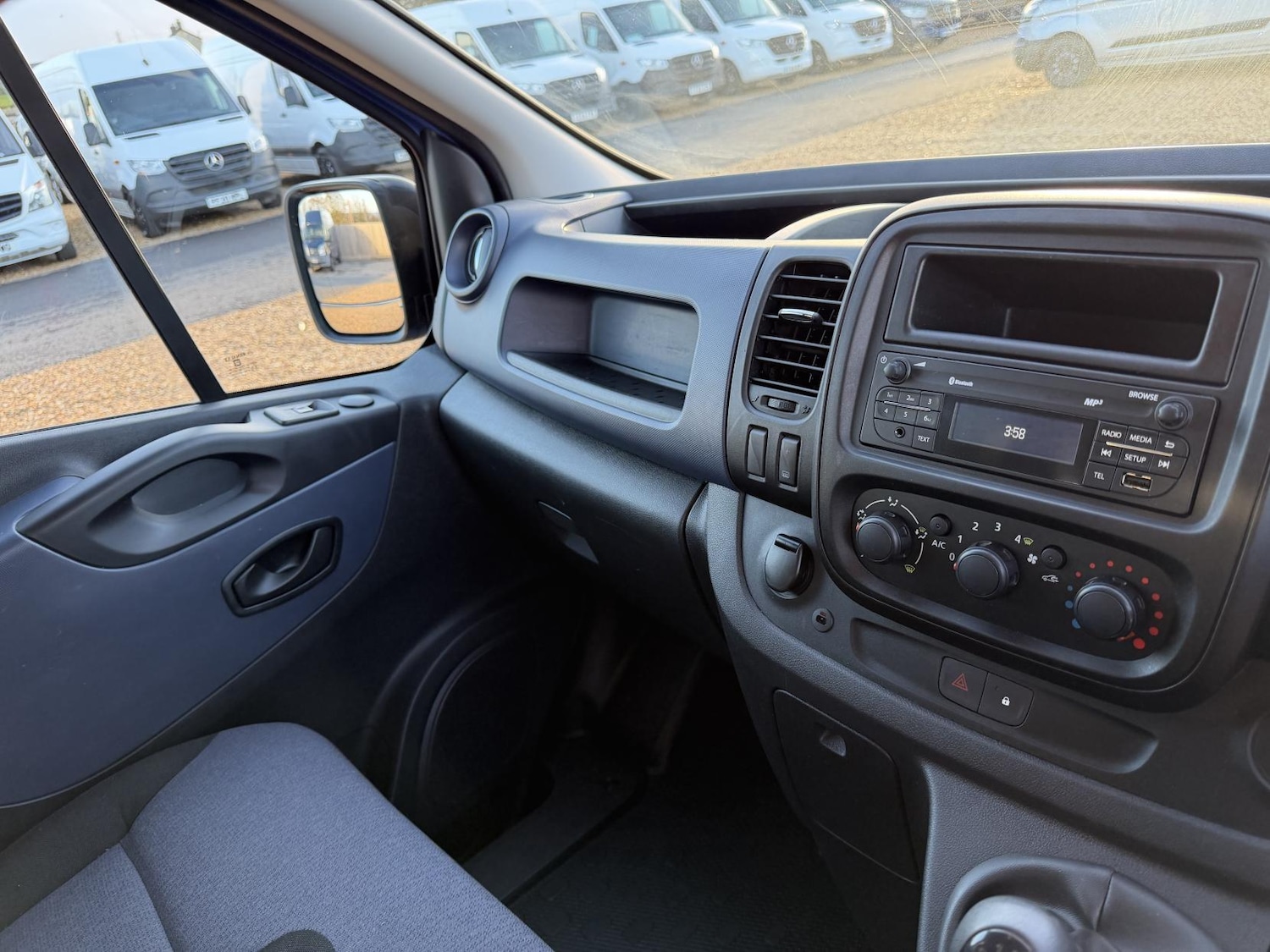 Used Vauxhall Vivaro 2014 for sale - 76521262: Photo 27