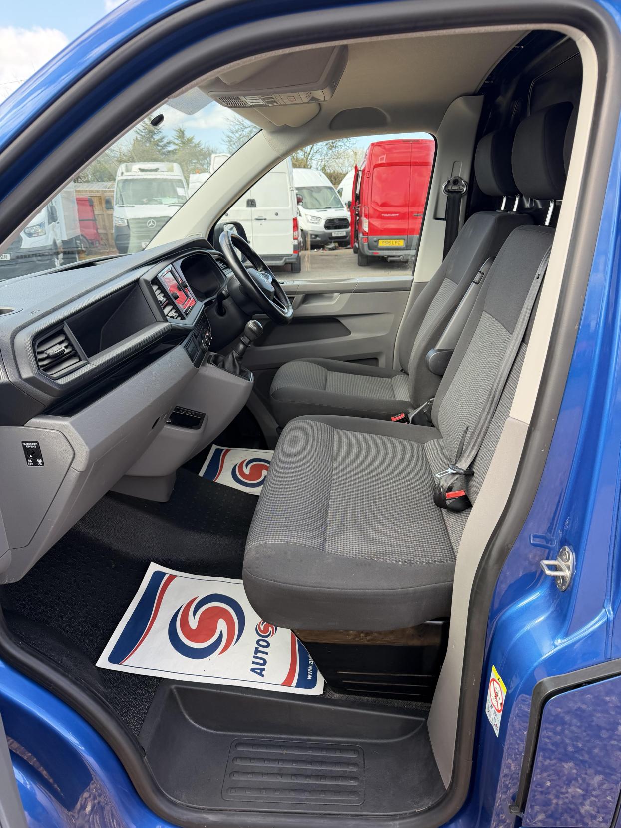 Used Volkswagen Transporter 2021 for sale - 78071672: Photo 16