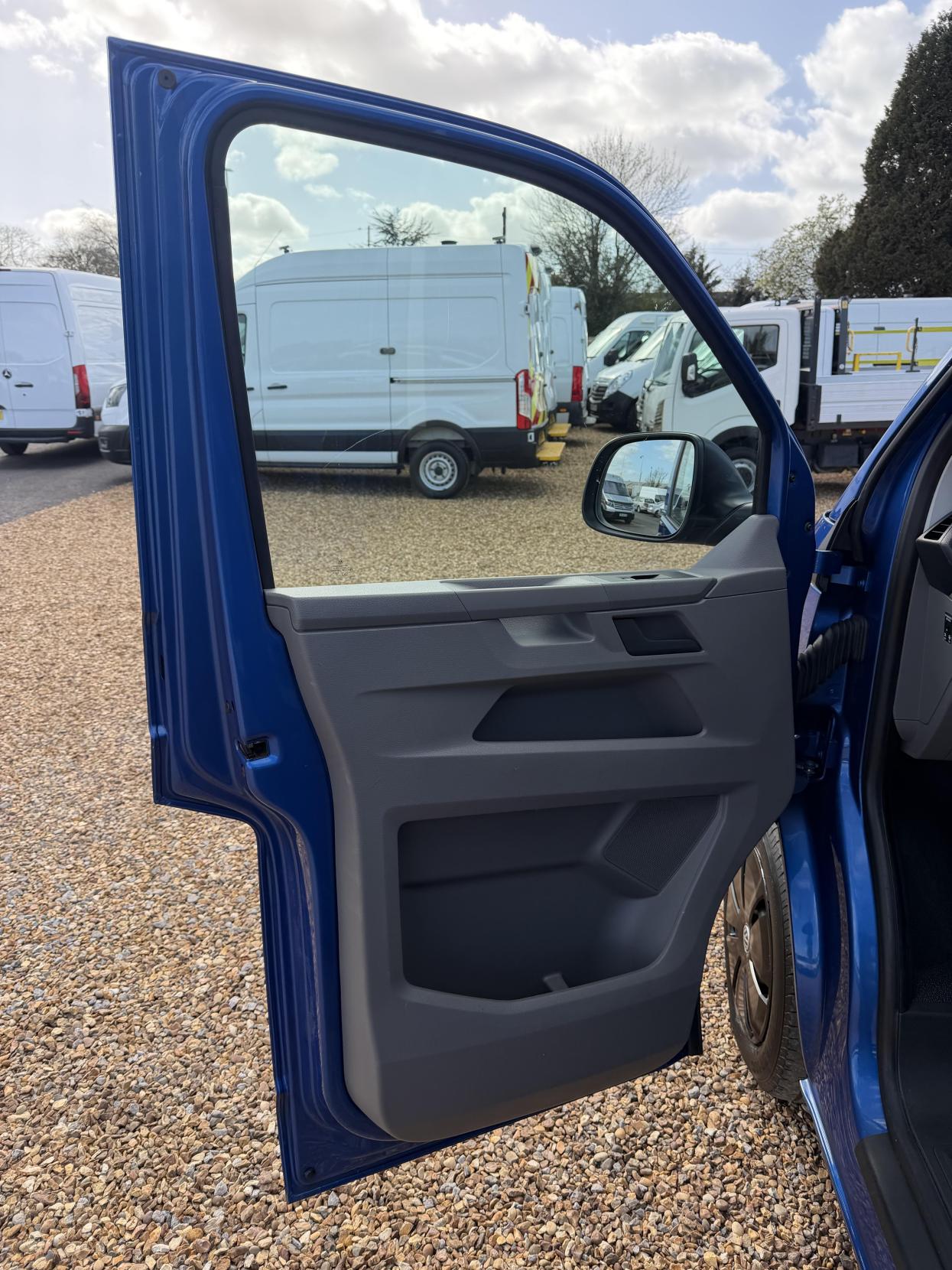 Used Volkswagen Transporter 2021 for sale - 78071672: Photo 17