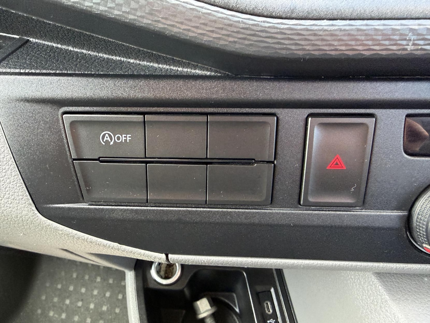 Used Volkswagen Transporter 2021 for sale - 78071672: Photo 28