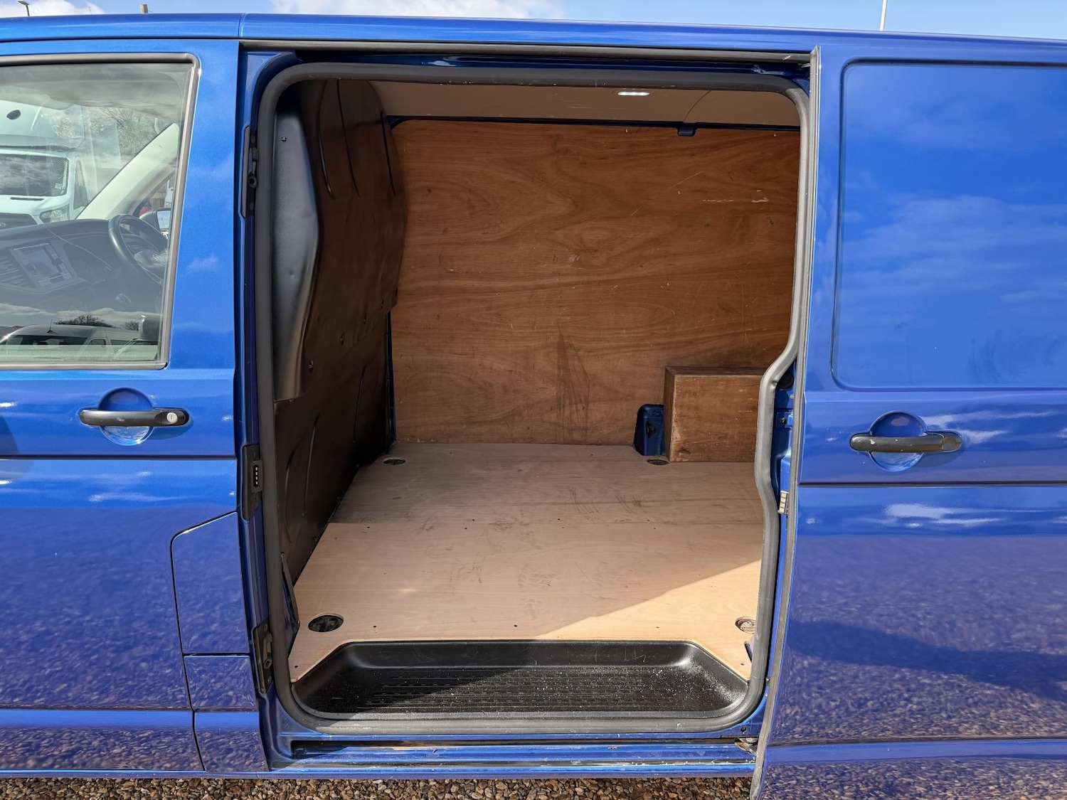 Used Volkswagen Transporter 2021 for sale - 78071672: Photo 36