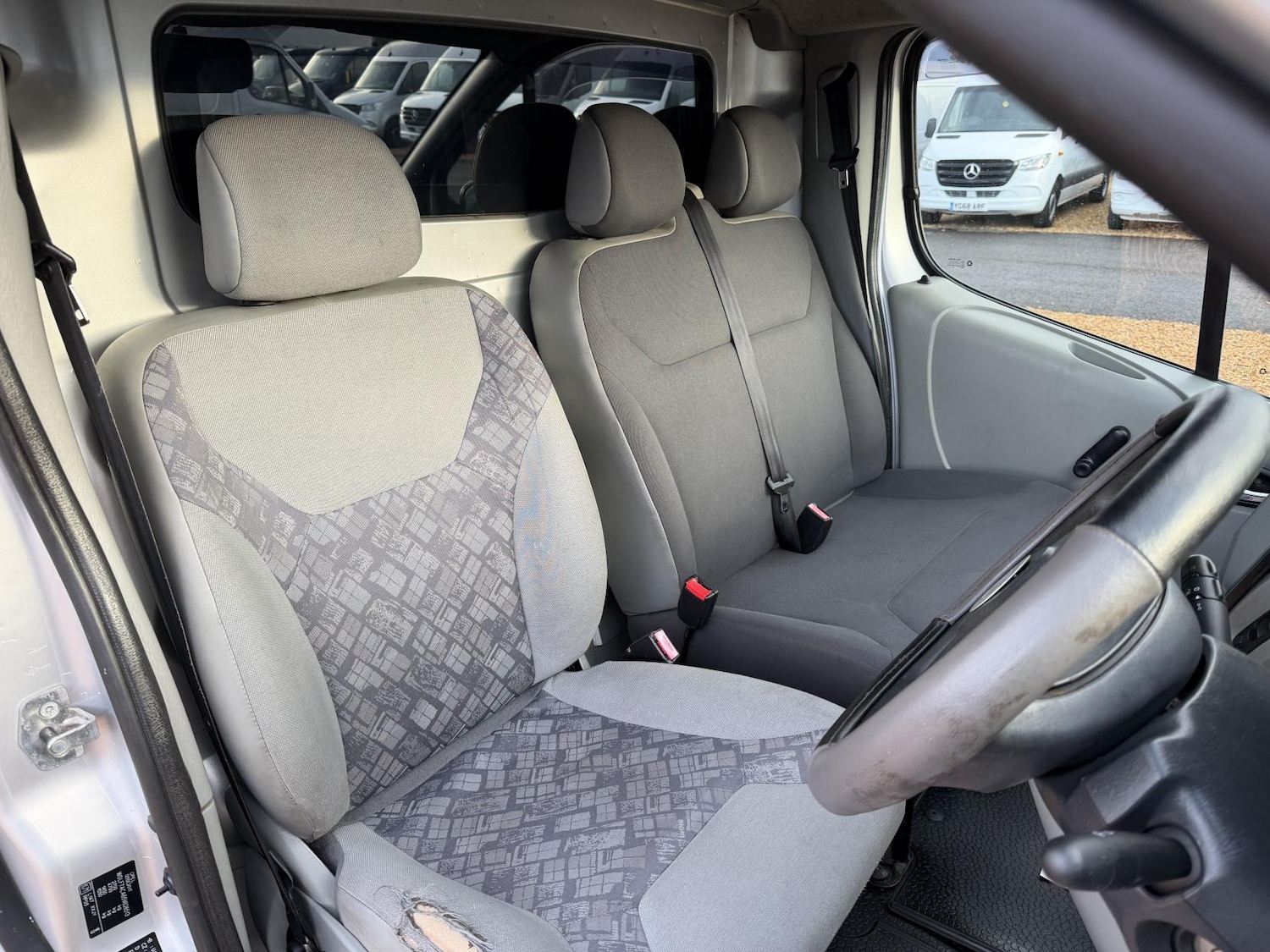 Used Vauxhall Vivaro 2005 for sale - 76431199: Photo 11