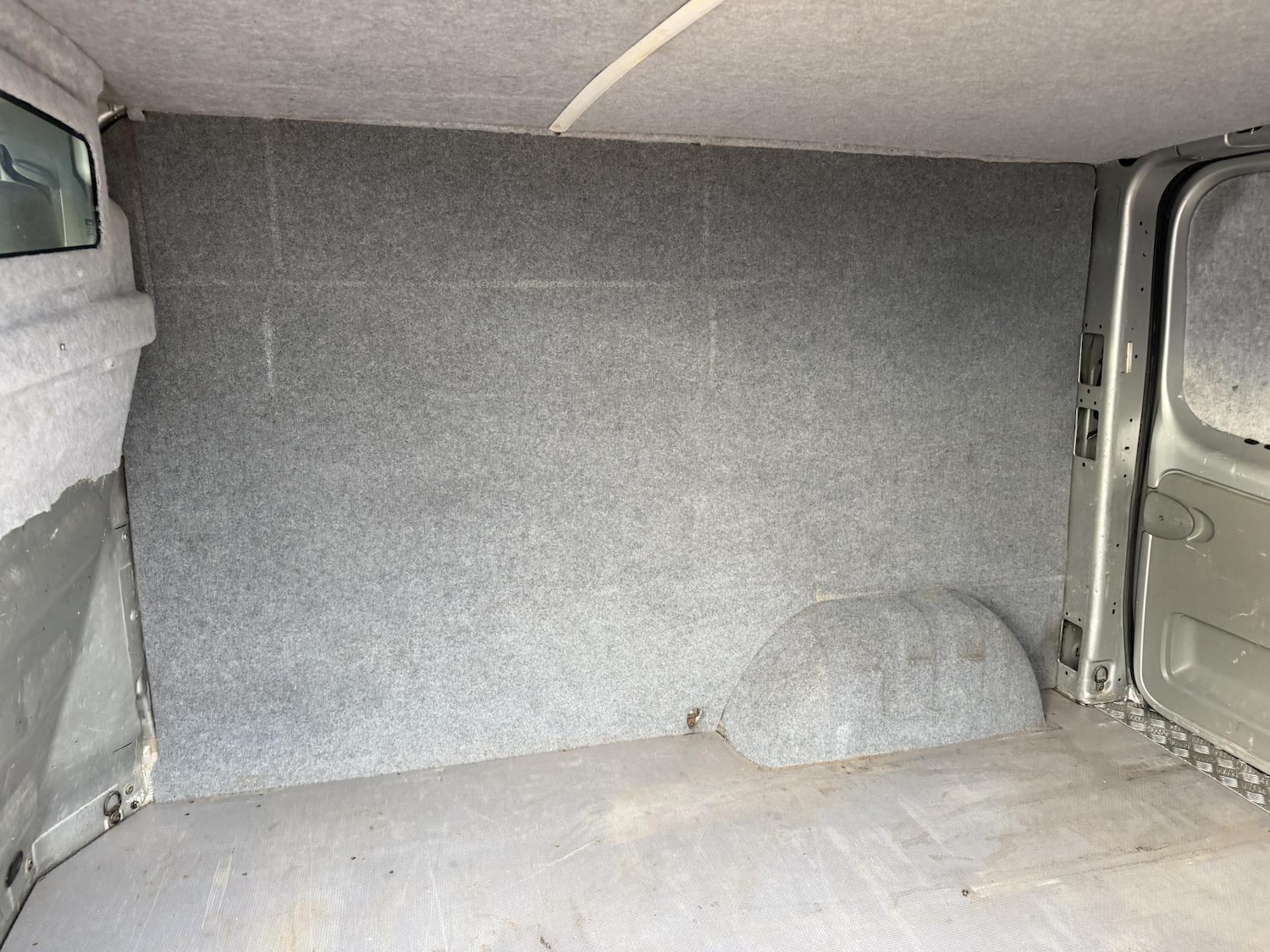 Used Vauxhall Vivaro 2005 for sale - 76431199: Photo 23