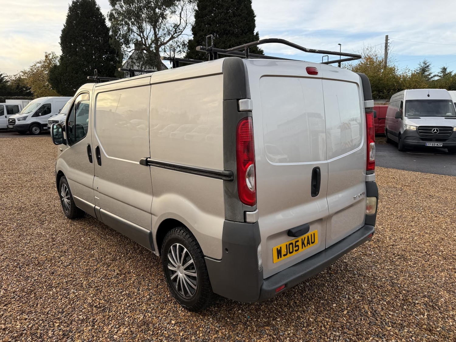 Used Vauxhall Vivaro 2005 for sale - 76431199: Photo 5