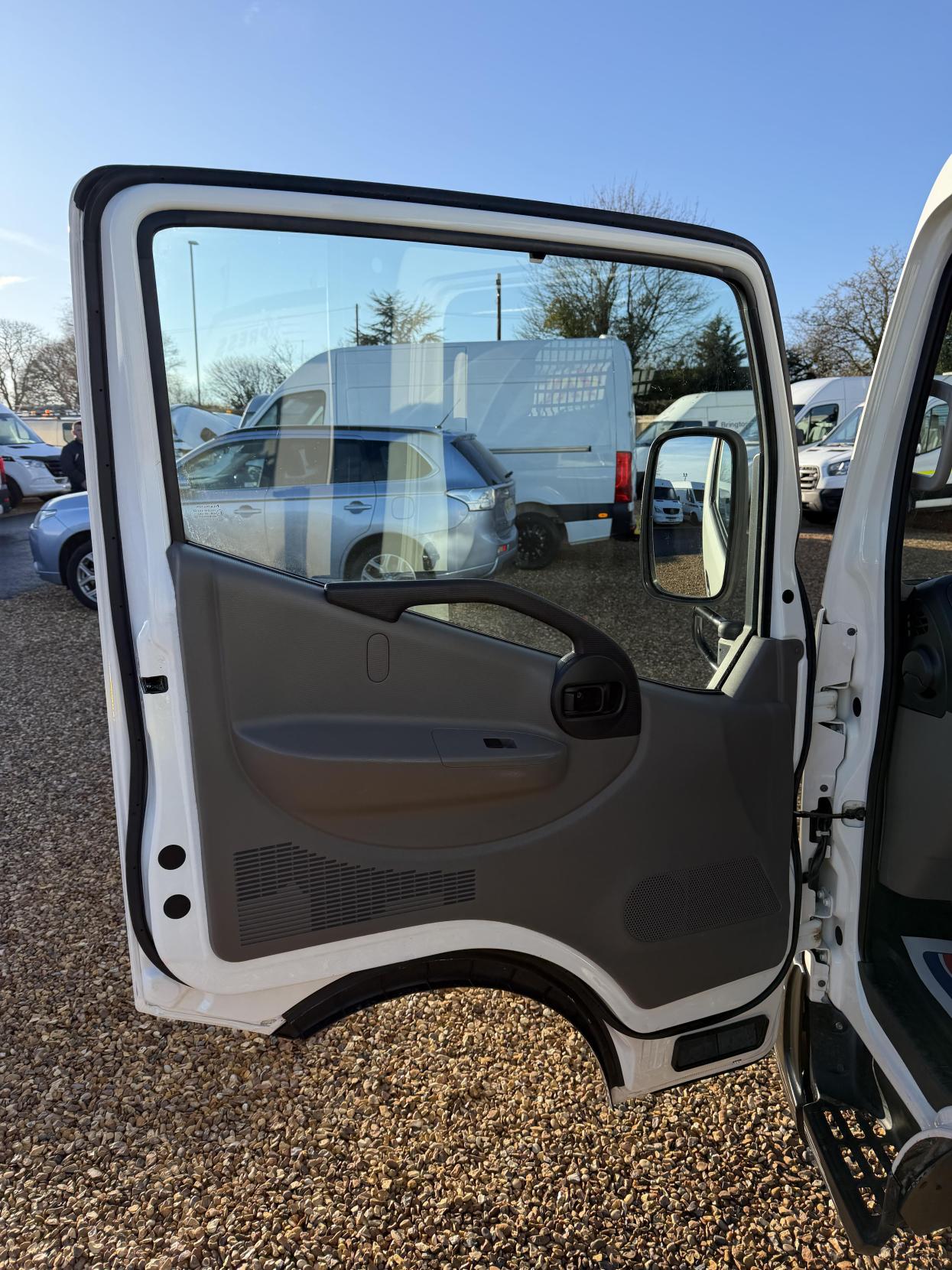 Used Nissan Cabstar 2017 for sale - 76925336: Photo 26