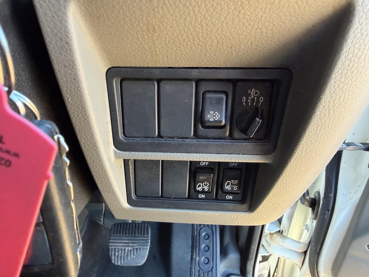 Used Nissan Cabstar 2017 for sale - 76925336: Photo 28