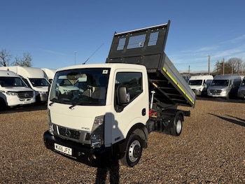 Used Nissan Cabstar 2017 for sale - 76925336: Photo