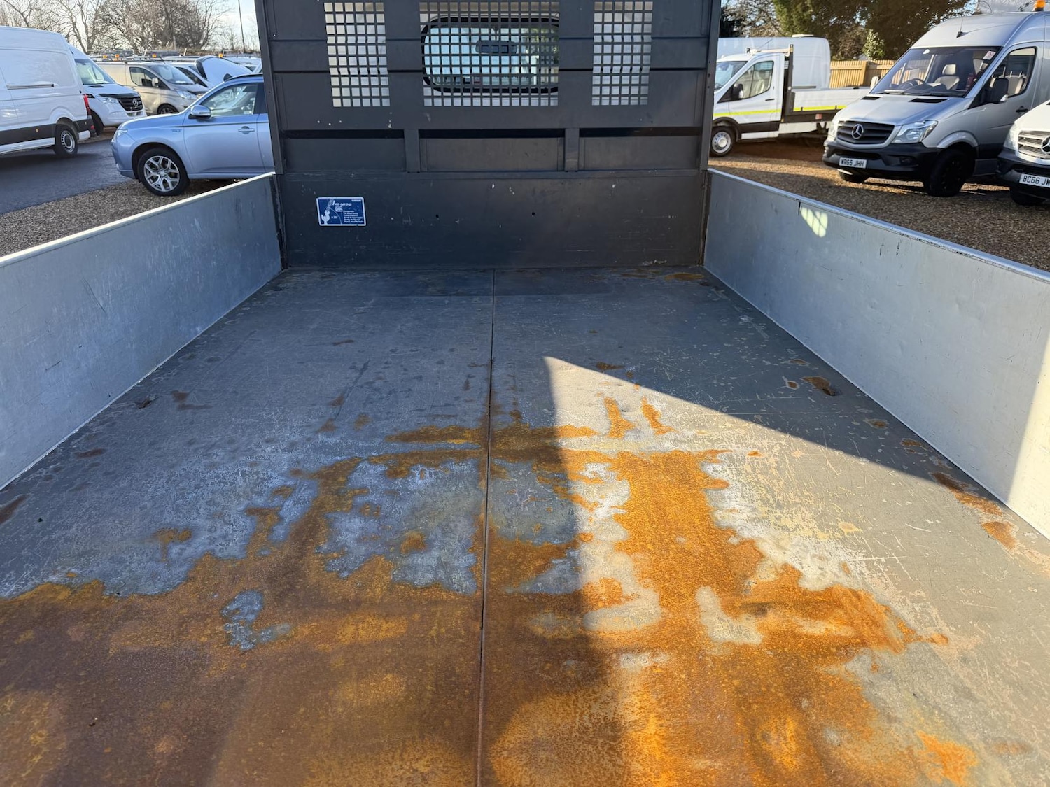 Used Nissan Cabstar 2017 for sale - 76925336: Photo 46