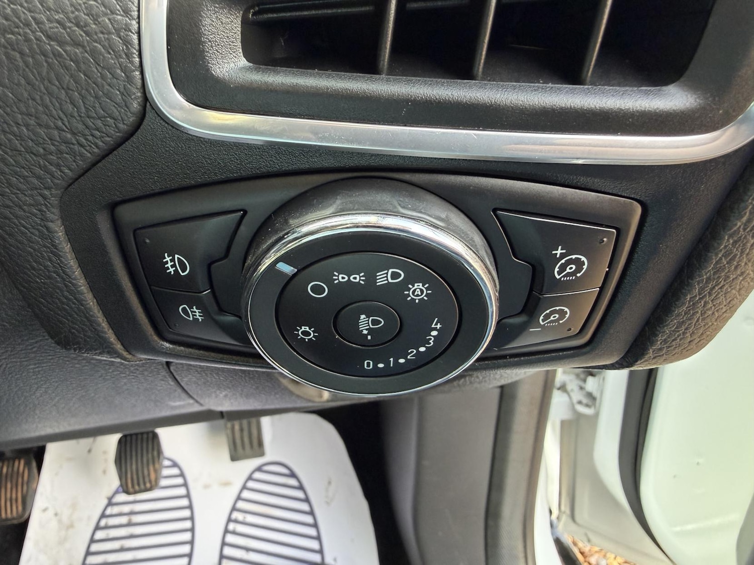 Used Ford Focus 2012 for sale - 77536404: Photo 25