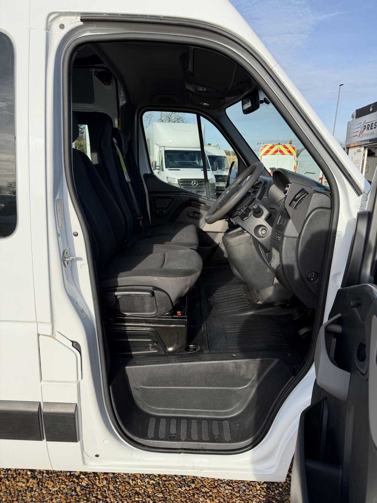 Used Vauxhall Movano 2018 for sale - 77116359: Photo 14