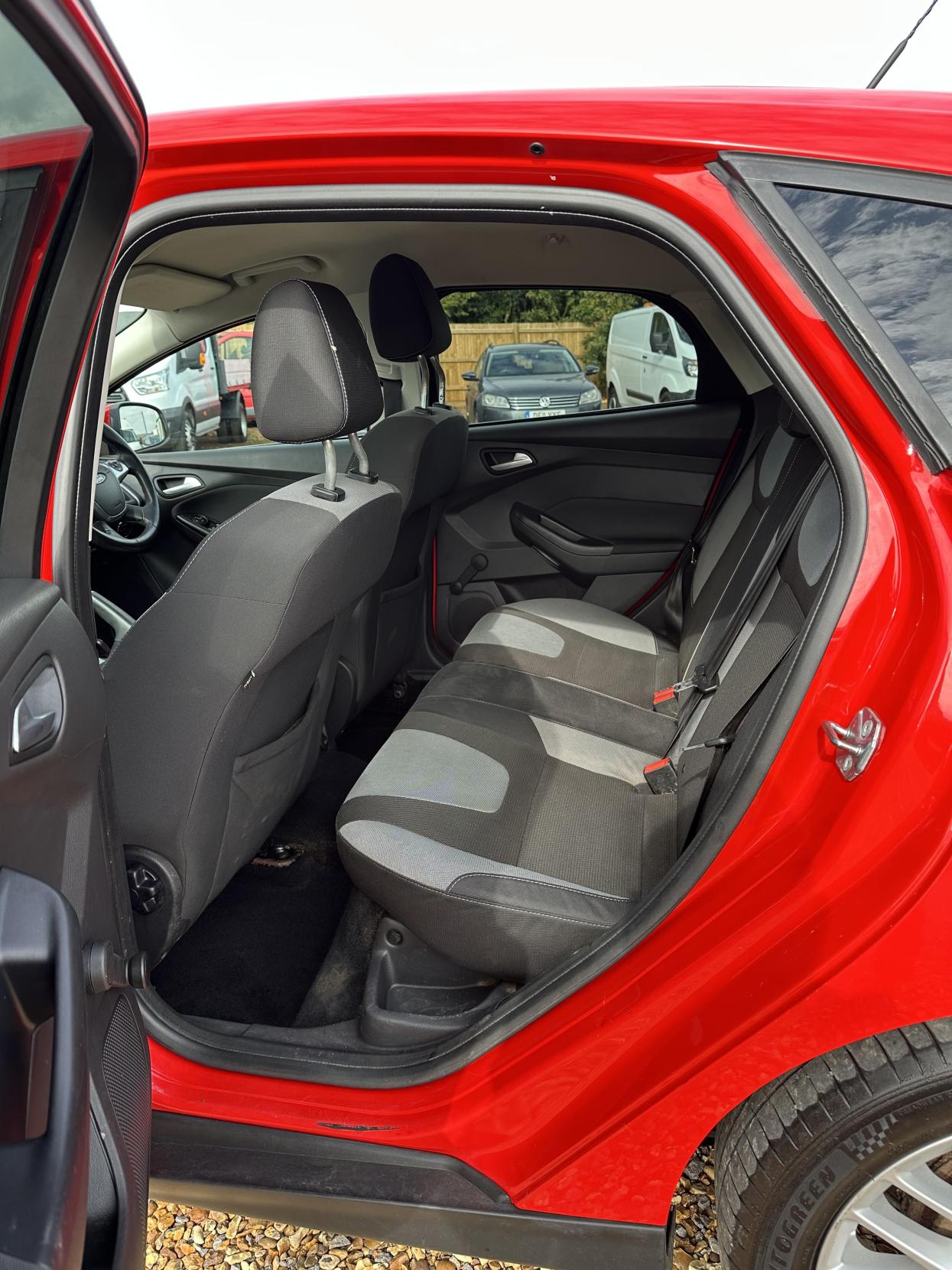 Used Ford Focus 2014 for sale - 76111986: Photo 15