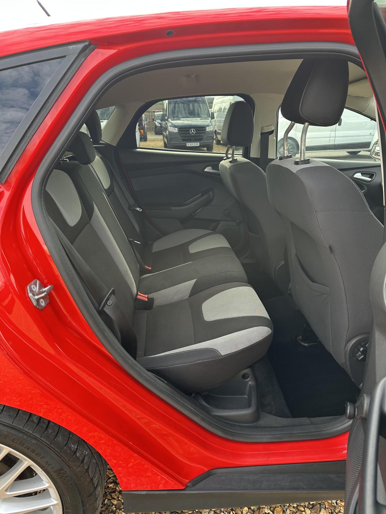 Used Ford Focus 2014 for sale - 76111986: Photo 19