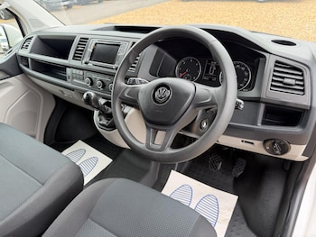 Used Volkswagen Transporter 2020 for sale - 78832923: Photo