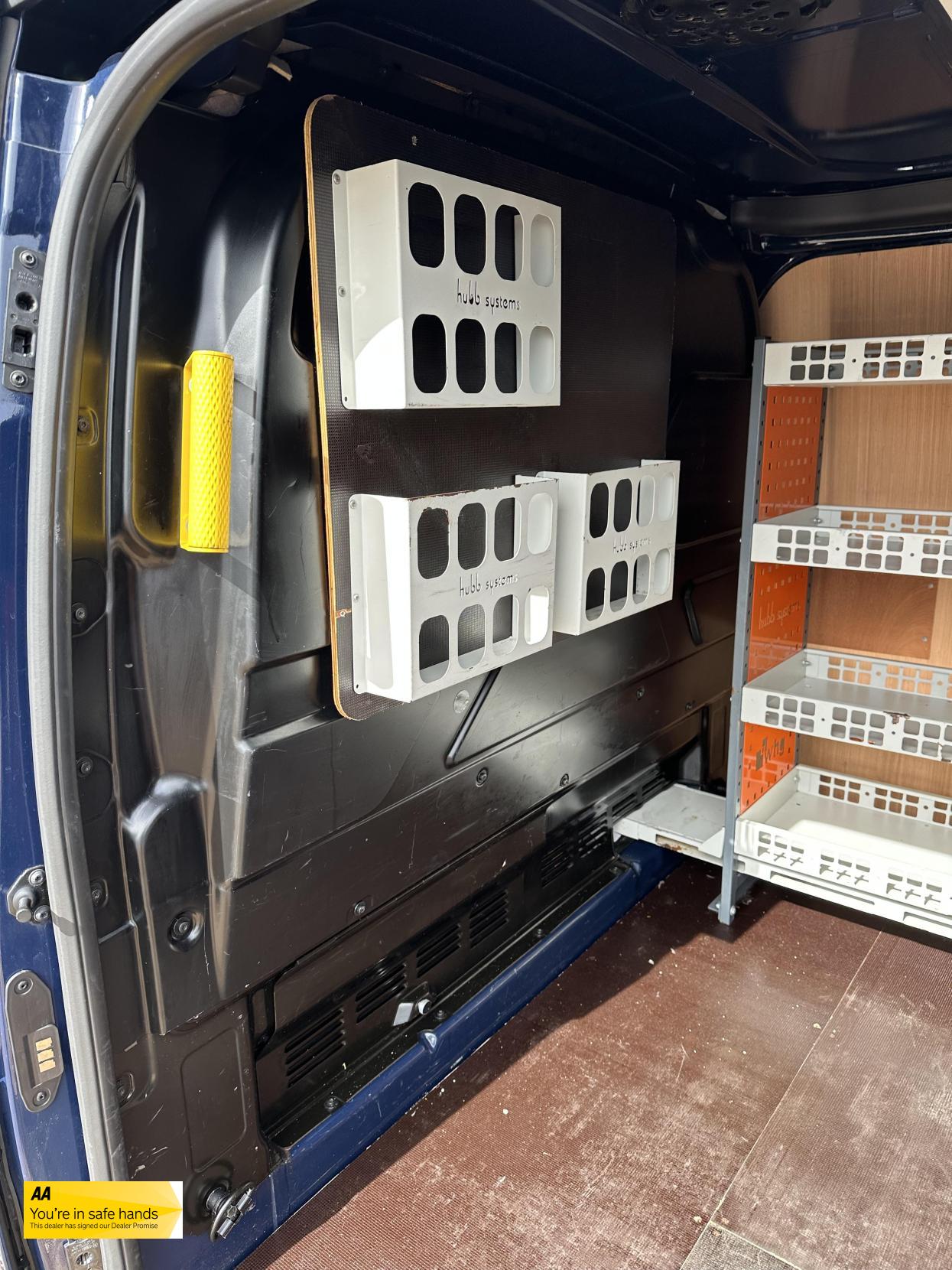 Used Ford Transit Custom 2015 for sale - 75989732: Photo 24
