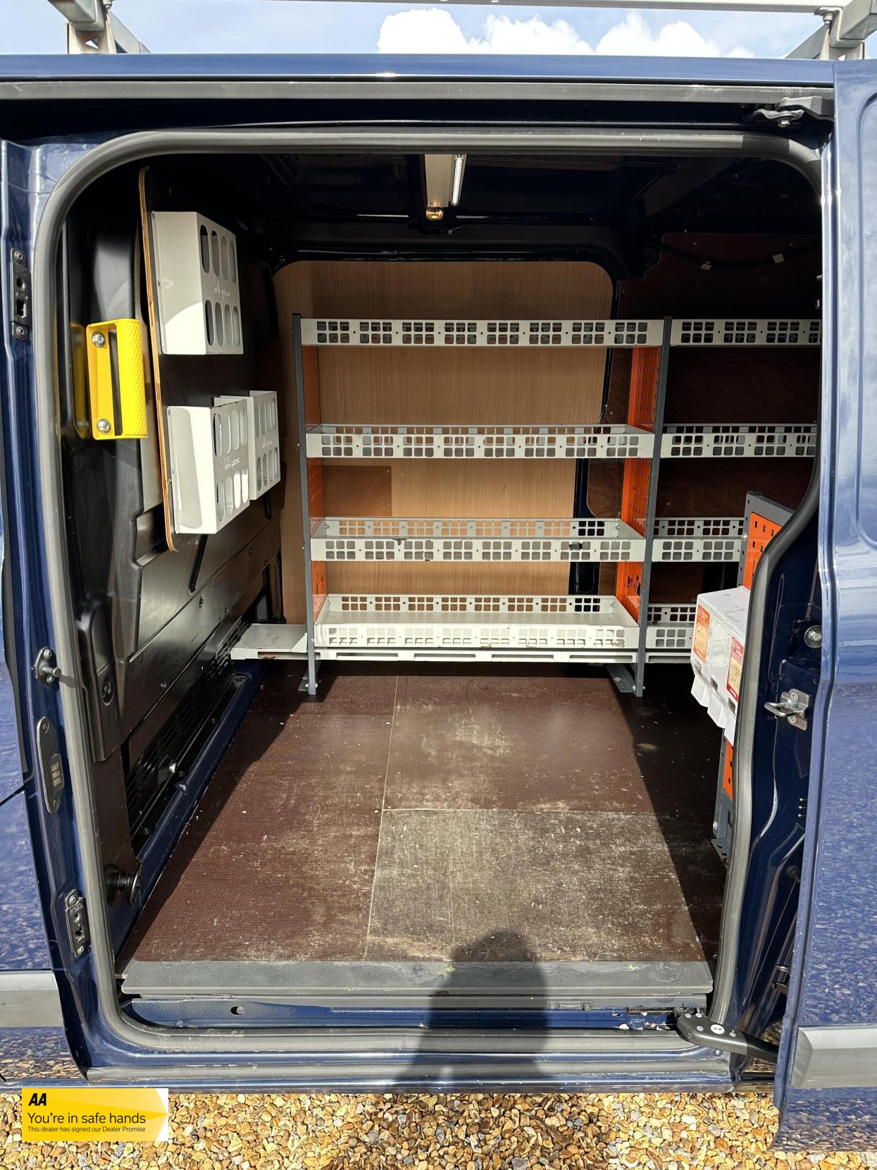 Used Ford Transit Custom 2015 for sale - 75989732: Photo 25