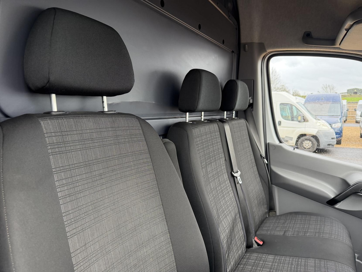 Used Mercedes-Benz Sprinter 2017 for sale - 77264778: Photo 16