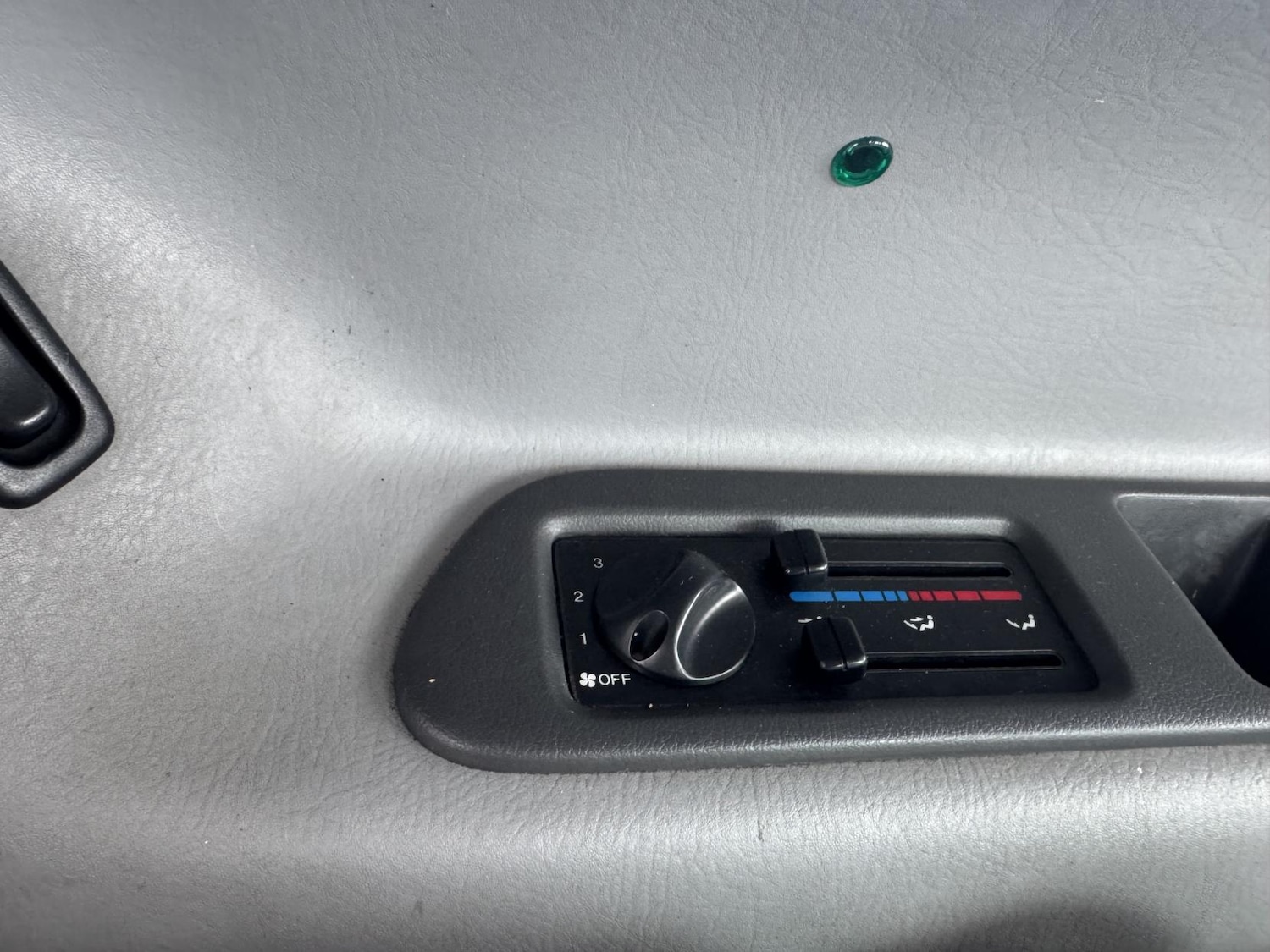 Used Mazda Bongo 2005 for sale - 78133876: Photo 21