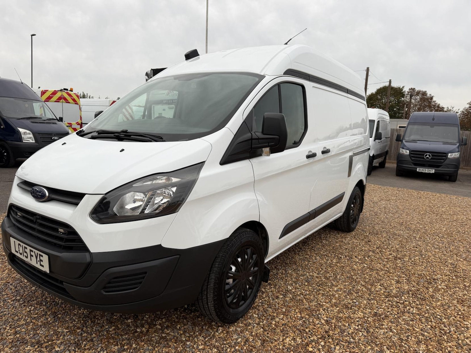 Used Ford Transit Custom 2015 for sale - 76803577: Photo 3