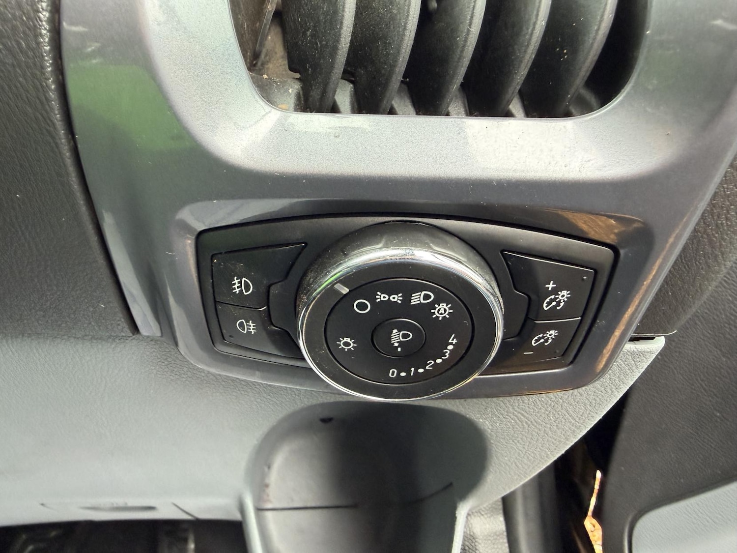 Used Ford Transit Custom 2017 for sale - 77610709: Photo 17