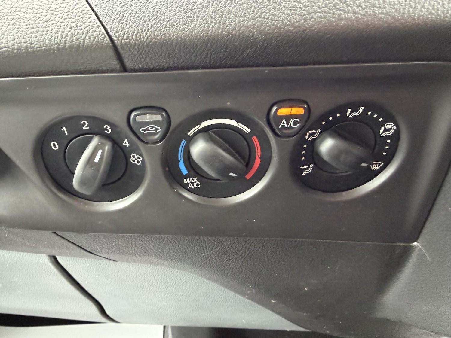 Used Ford Transit Custom 2017 for sale - 77610709: Photo 28