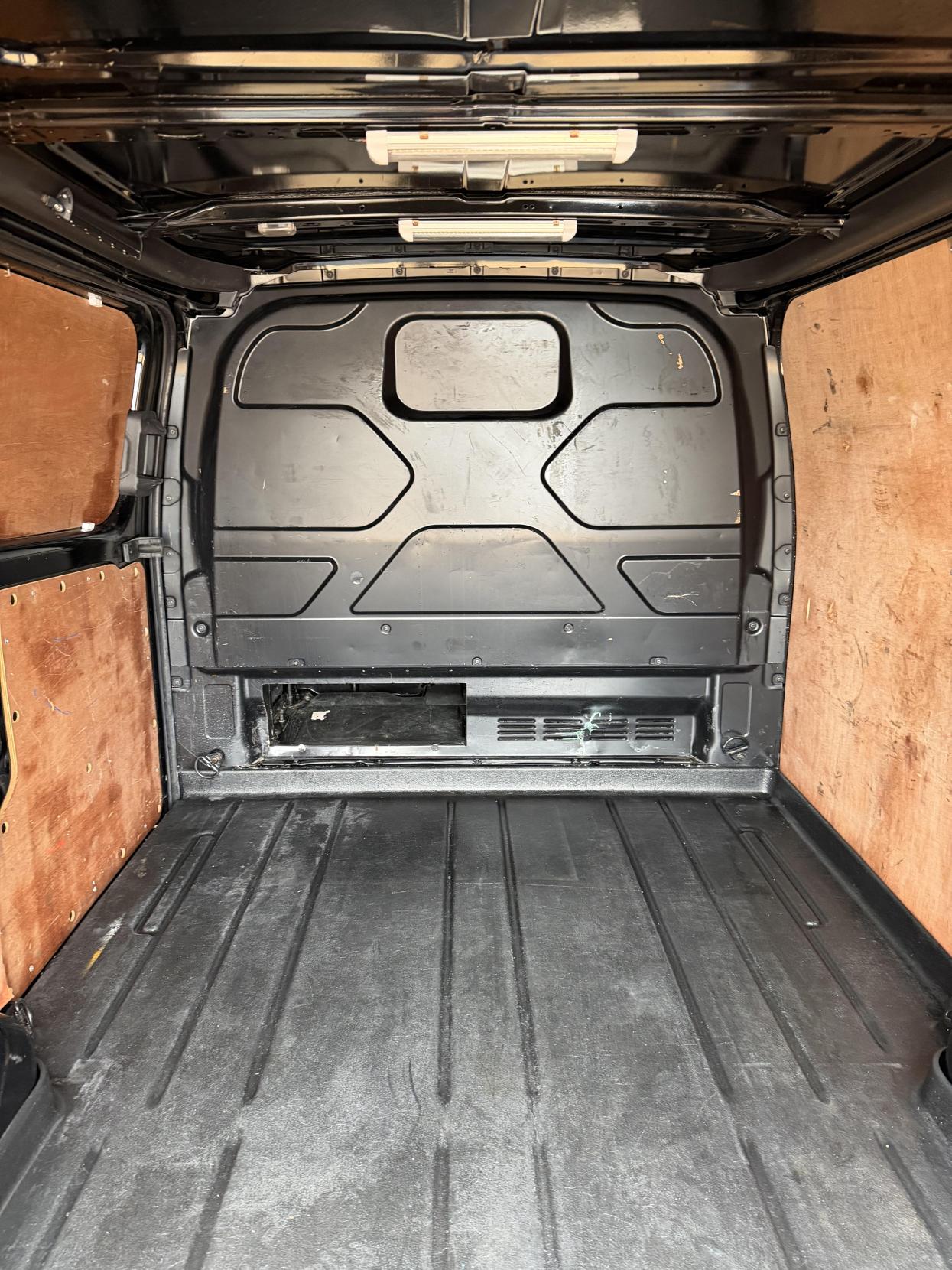 Used Ford Transit Custom 2017 for sale - 77610709: Photo 35