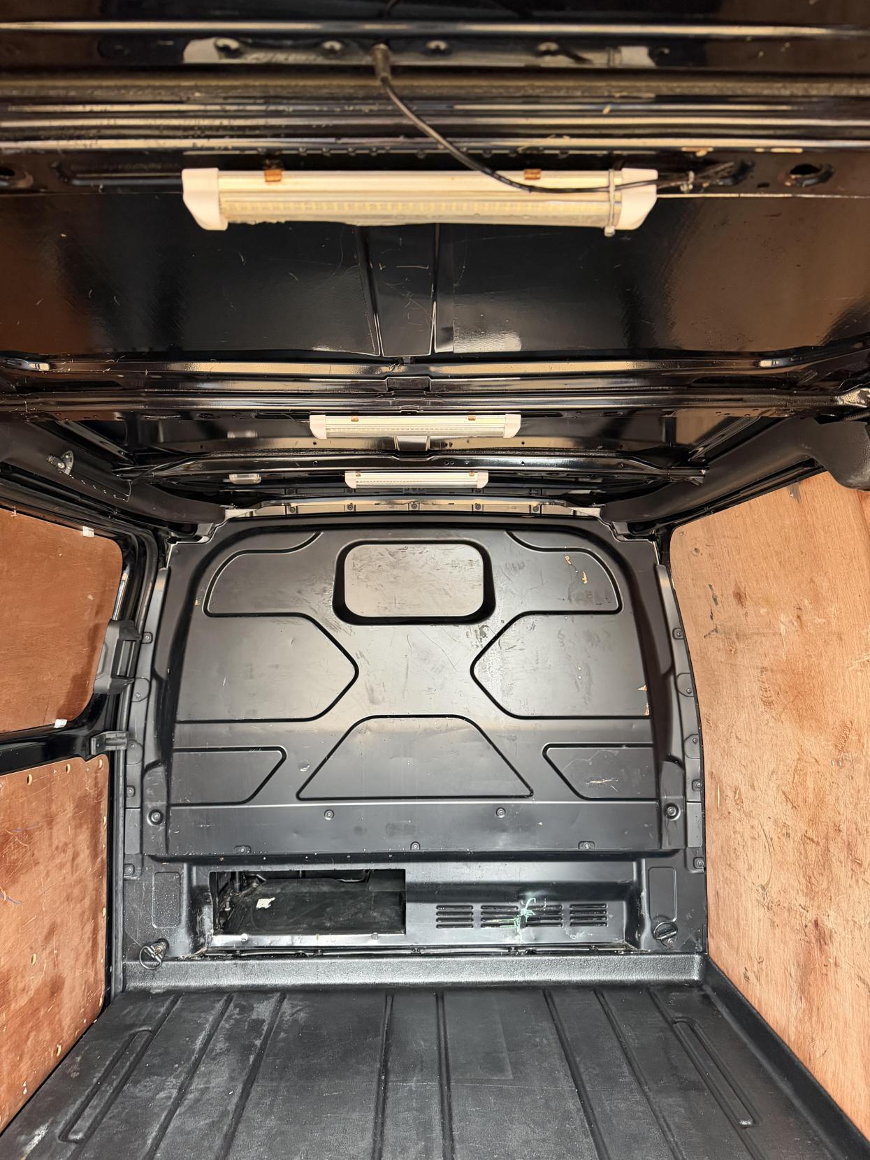 Used Ford Transit Custom 2017 for sale - 77610709: Photo 38