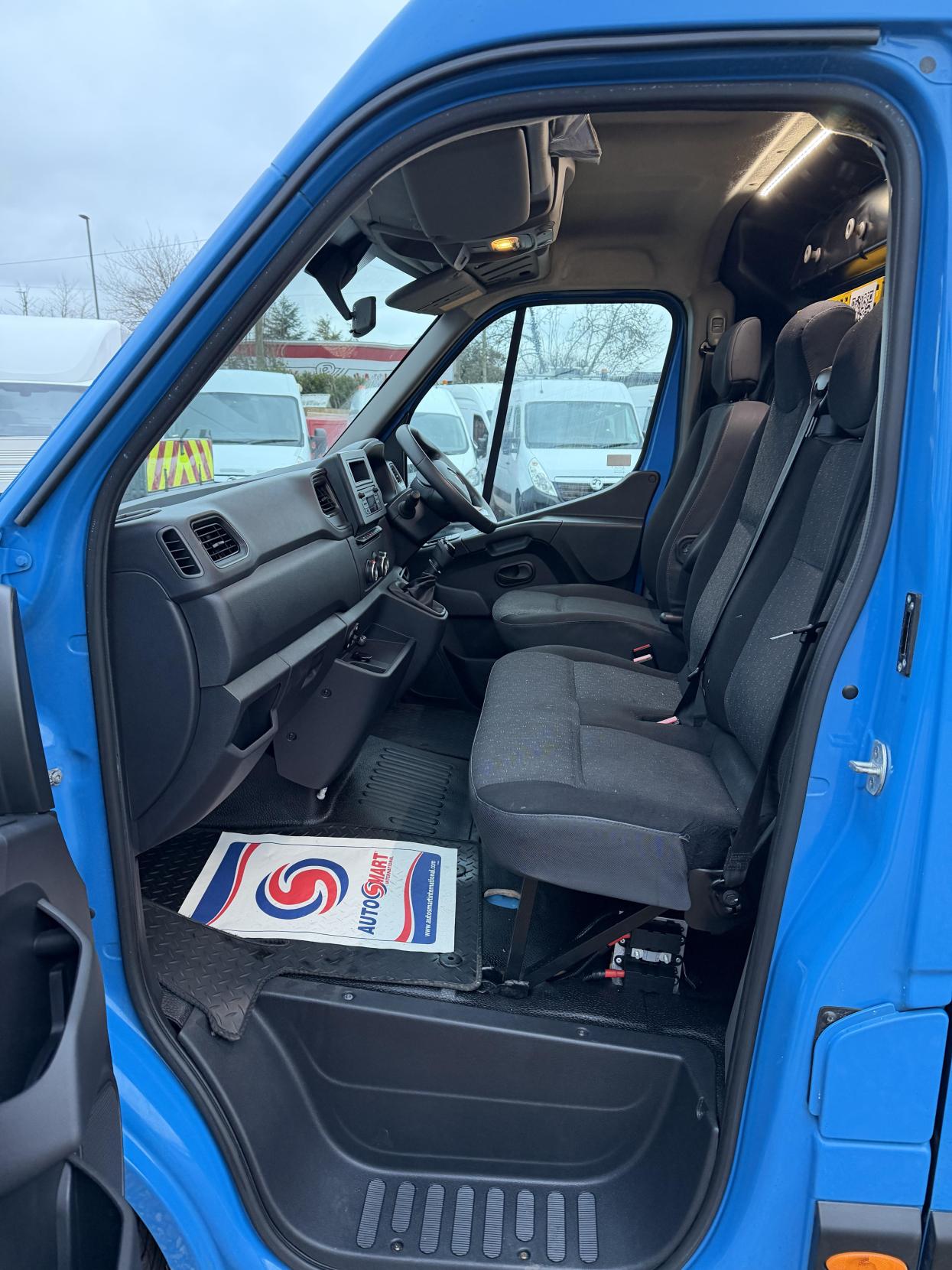 Used Renault Master 2021 for sale - 77385617: Photo 15