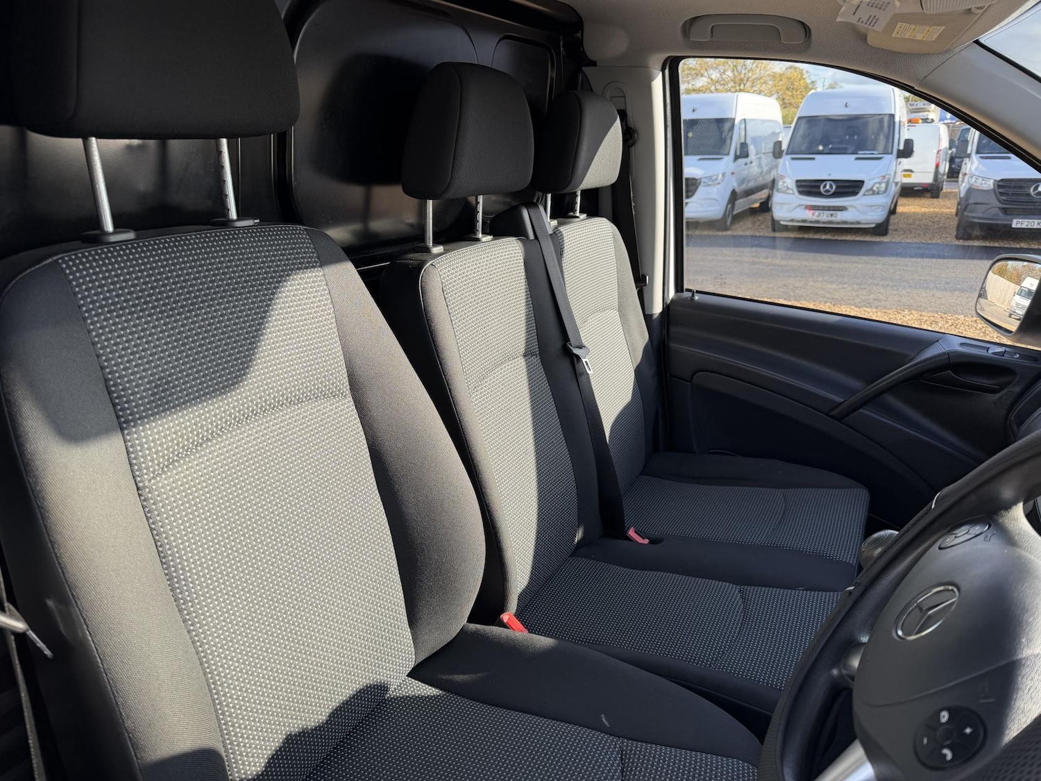 Used Mercedes-Benz Vito 2013 for sale - 76377160: Photo 11