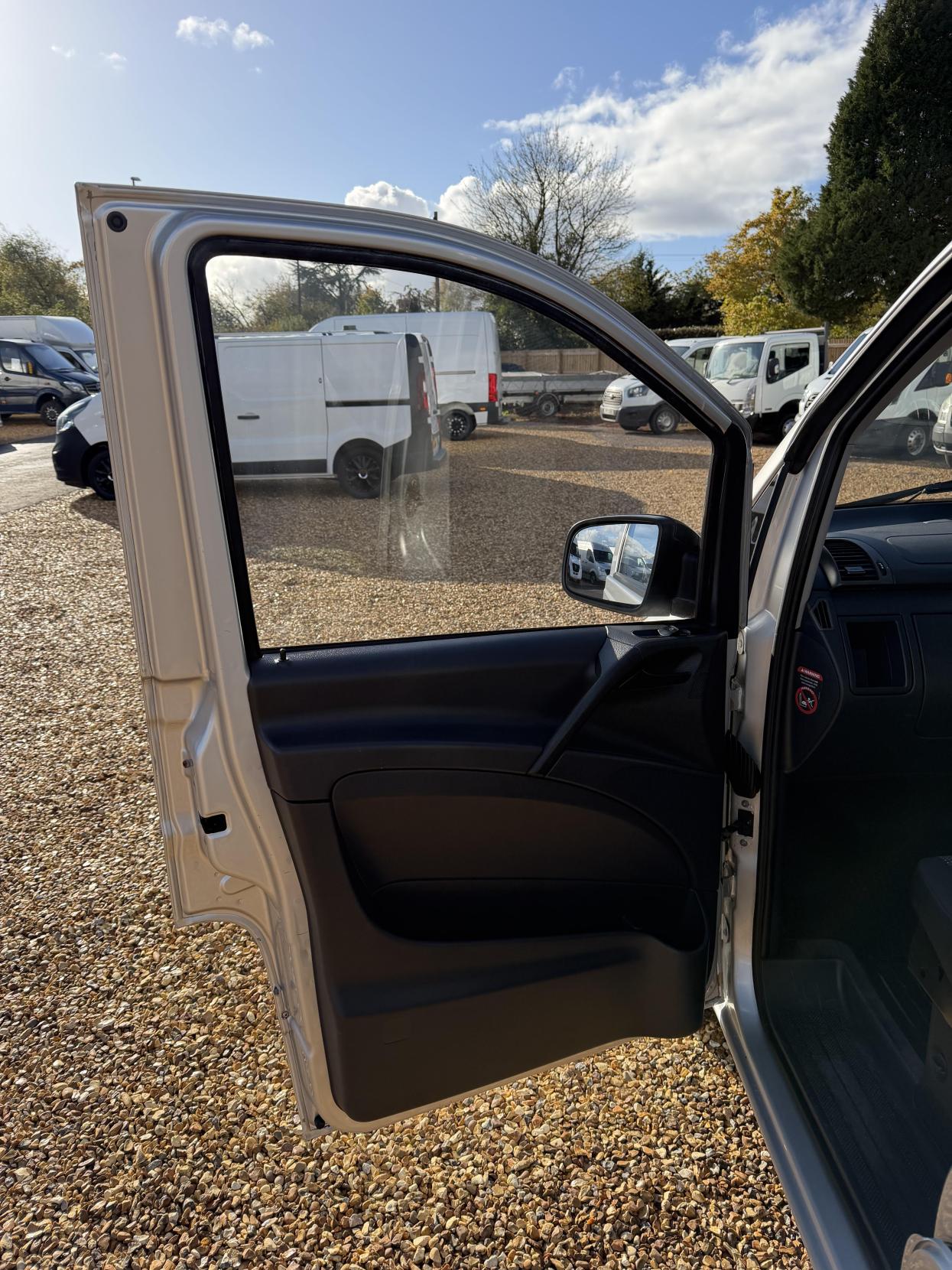 Used Mercedes-Benz Vito 2013 for sale - 76377160: Photo 16