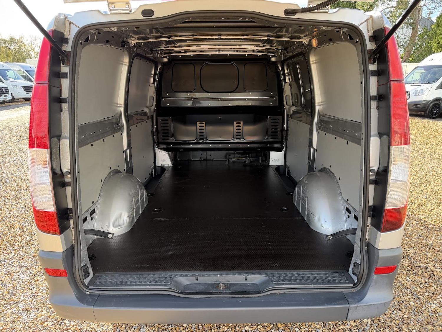 Used Mercedes-Benz Vito 2013 for sale - 76377160: Photo 33