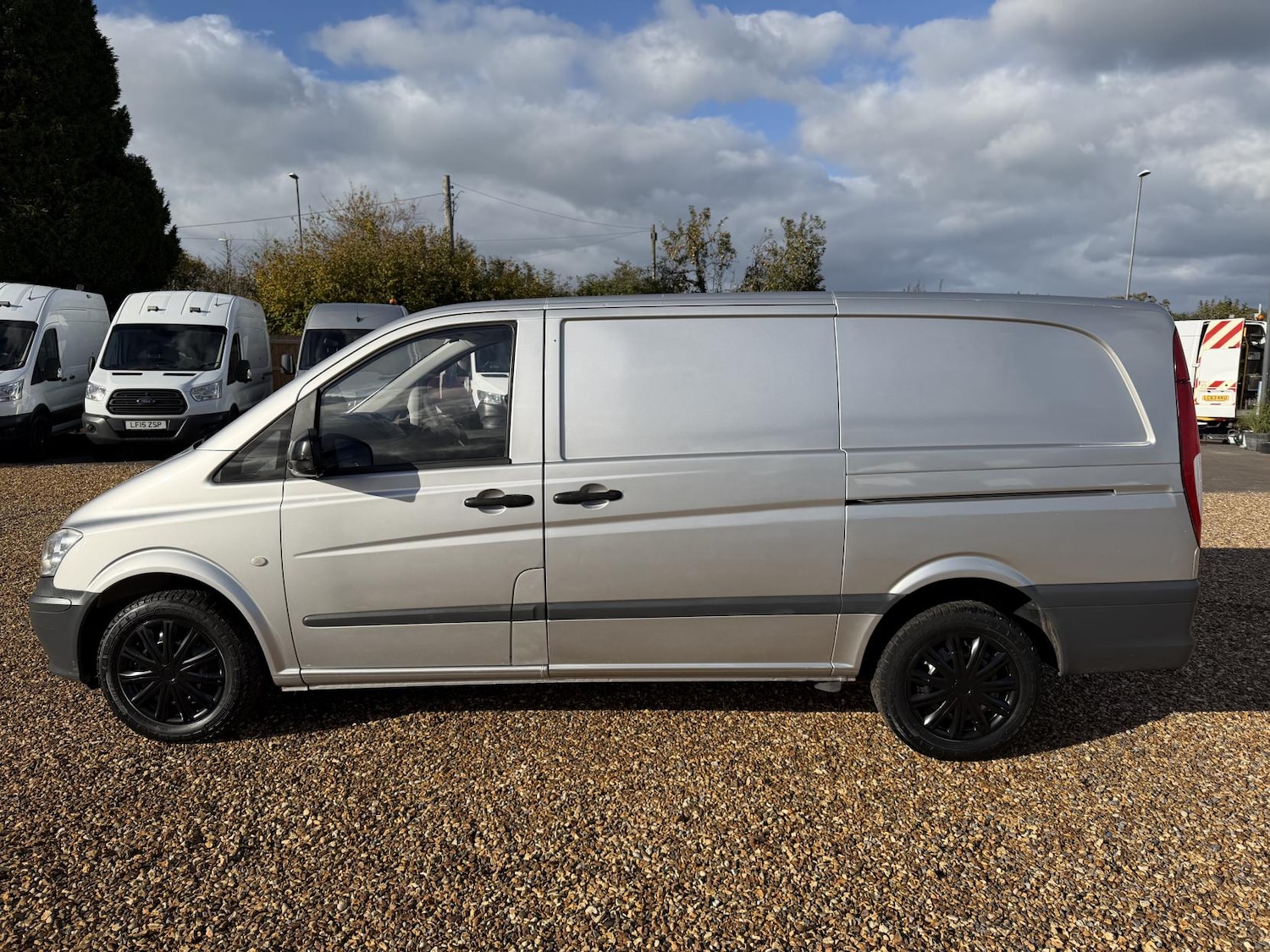 Used Mercedes-Benz Vito 2013 for sale - 76377160: Photo 5